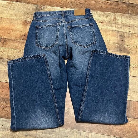 Aeropostale Women's Medium Wash Ripped Destroyed Button Fly 90s Baggy Jeans Sz 2 - Picture 10 of 10